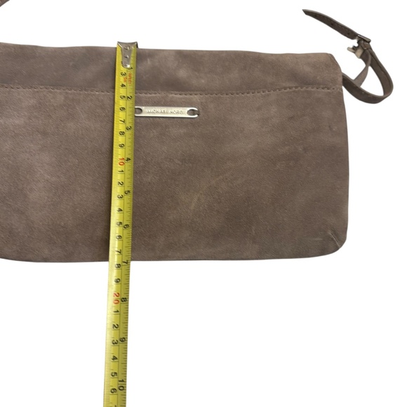 Michael Kors Collection gray/taupe small fringed suede shoulder bag - Picture 6 of 15